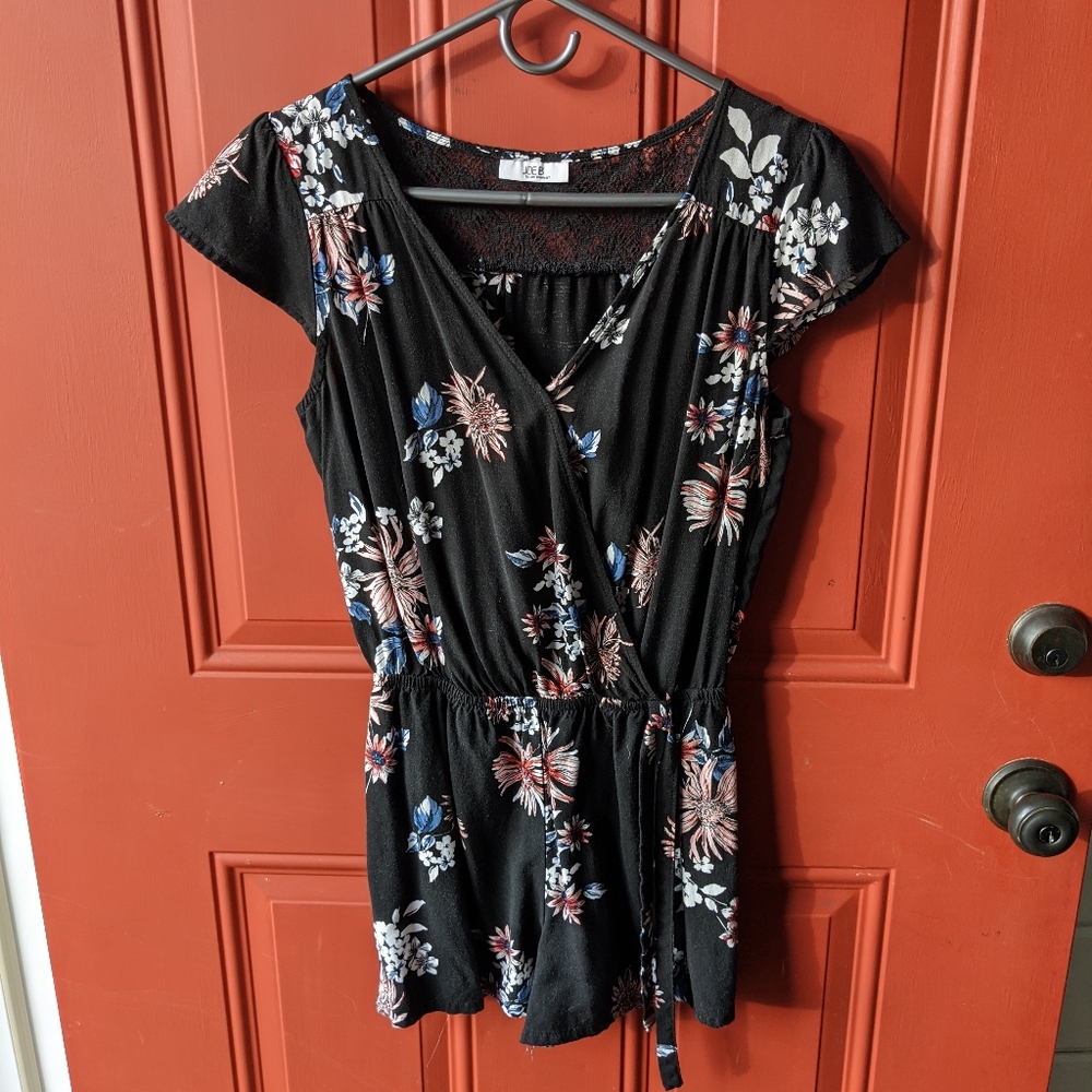 JOE B. Romper.